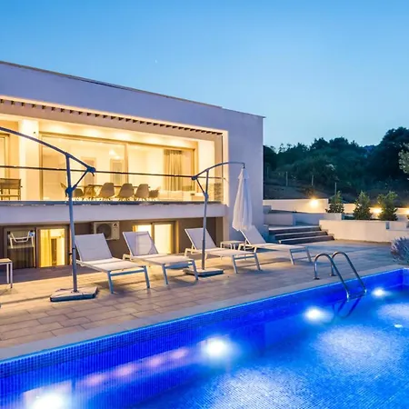 Villa Afisia