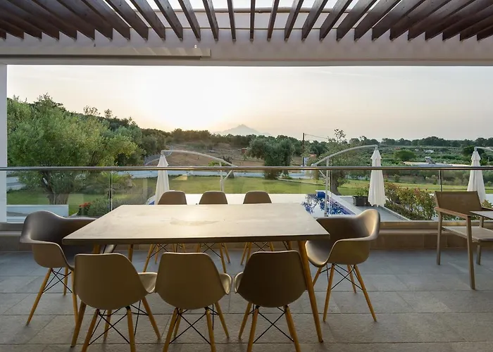 Afisia Villa Sarti